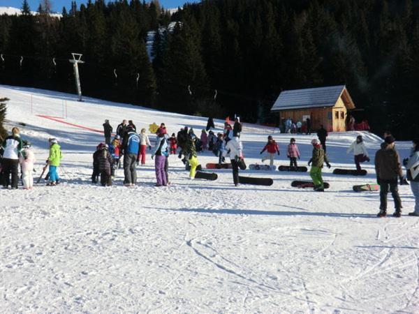 Panoramadorf Saualpe Hotel Eberstein Eksteriør billede